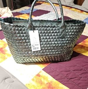 Large, Shimming Green, Woven Tote/Handbag
